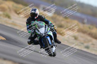 media/Dec-17-2022-SoCal Trackdays (Sat) [[224abd9271]]/Turn 16 (210pm)/